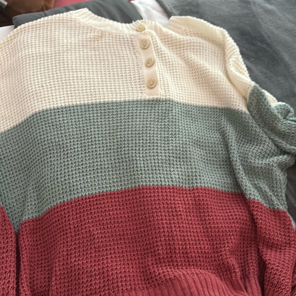 RED BLUE AND WHITE SWEATER